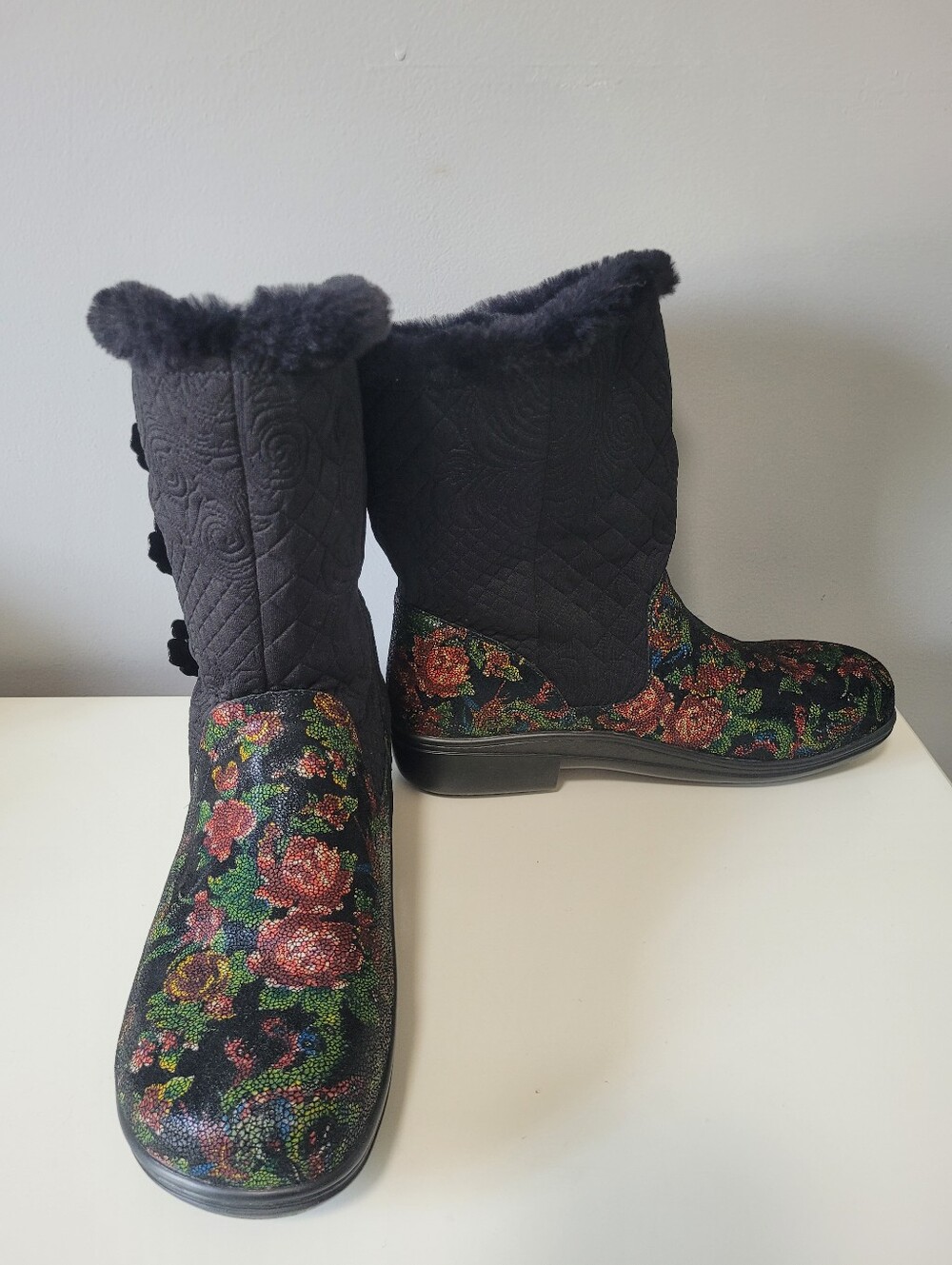 Alegria Nanook Winter Garden Boots, LIKE NEW Condition, Size 41